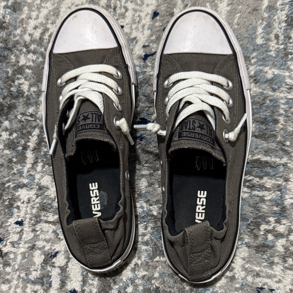 Converse Classic Grey and White Low-Tops size 6